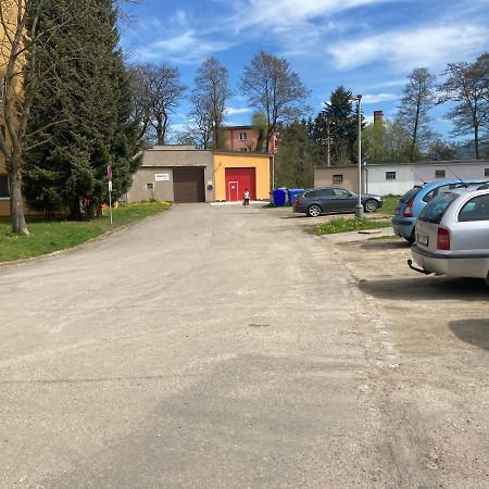 Apartman Ve Velkych Losinach Велке Лосины Экстерьер фото